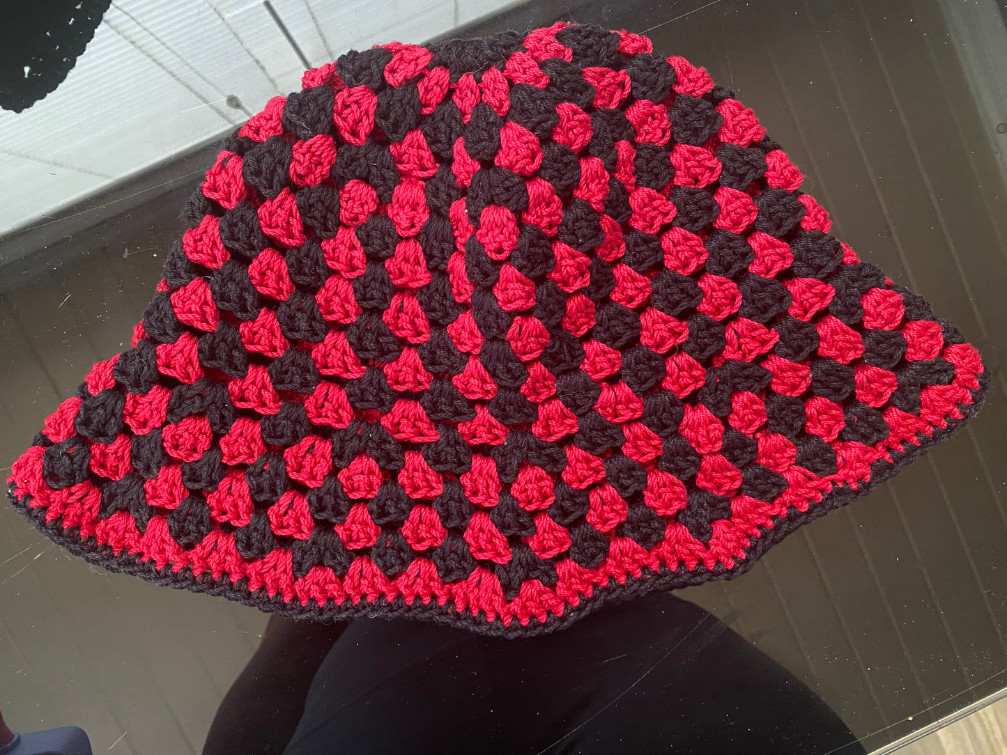 Granny Bucket Hat - Black & Red