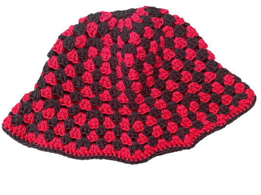 Granny Bucket Hat - Black & Red