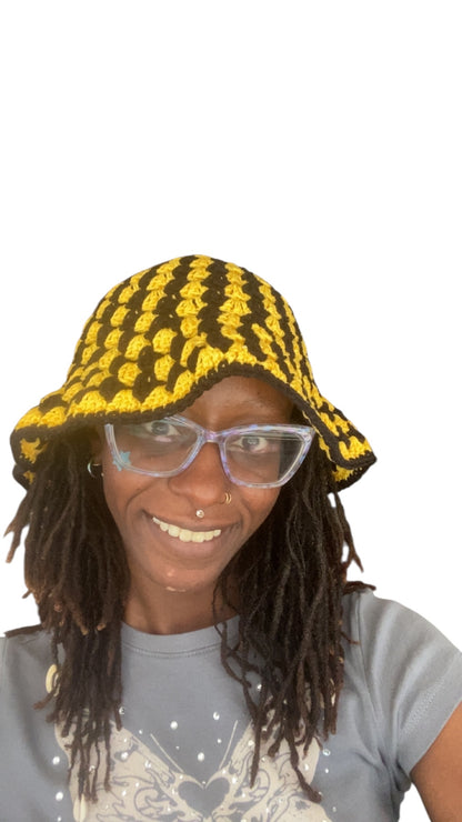 Granny Bucket Hat - Black & Yellow